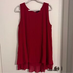 Worthington Red Sleeveless Pleated Blouse